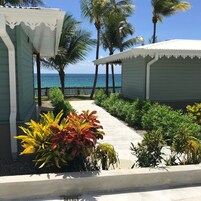 Bungalow plage | 1 dormitorio, ropa de cama de alta calidad, caja fuerte y escritorio