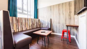 Mini 6 Bed Suite | In-room safe, free WiFi, wheelchair access