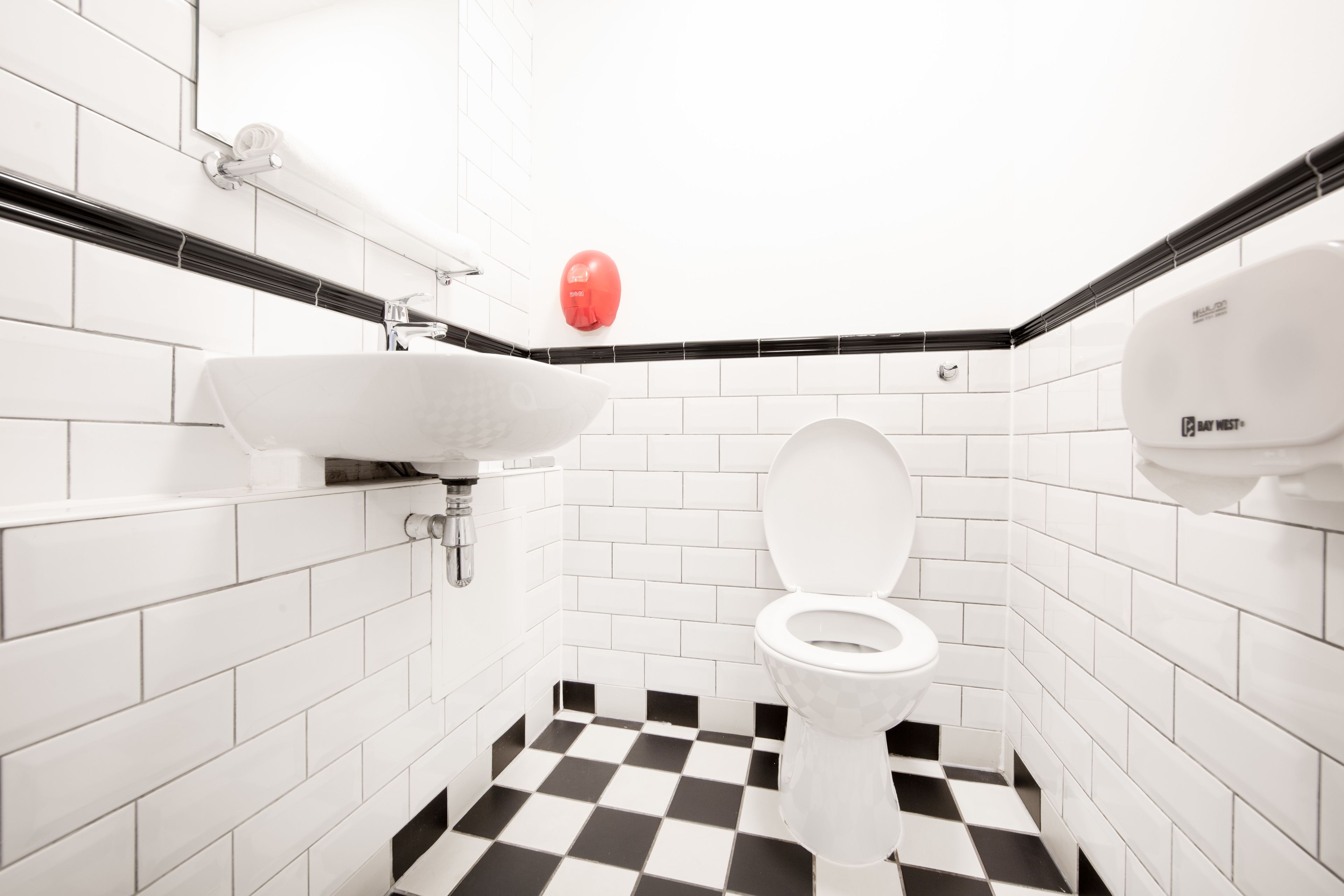 in-room safe, free wifi, wheelchair access