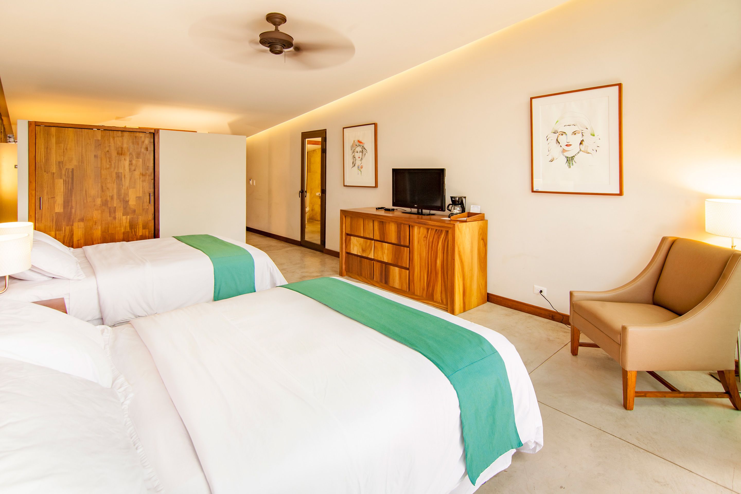 superior double room | 1 bedroom, premium bedding, minibar, in-room safe