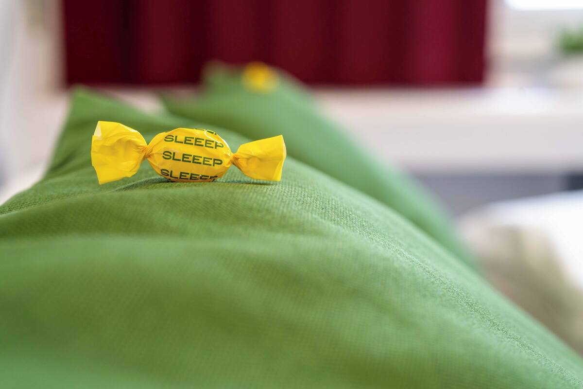 Ropa de cama hipoalergénica, insonorización, wifi gratis y ropa de cama