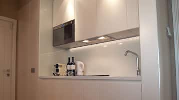 Refrigerador, cafetera expreso, cafetera/tetera, tetera/pava eléctrica