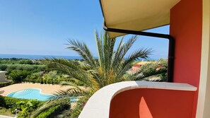 Minibar, in-room safe, free WiFi, bed sheets