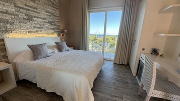 Chambre Double Luxe (Luxury Room) | Minibar, coffres-forts dans les chambres, Wi-Fi gratuit, draps fournis