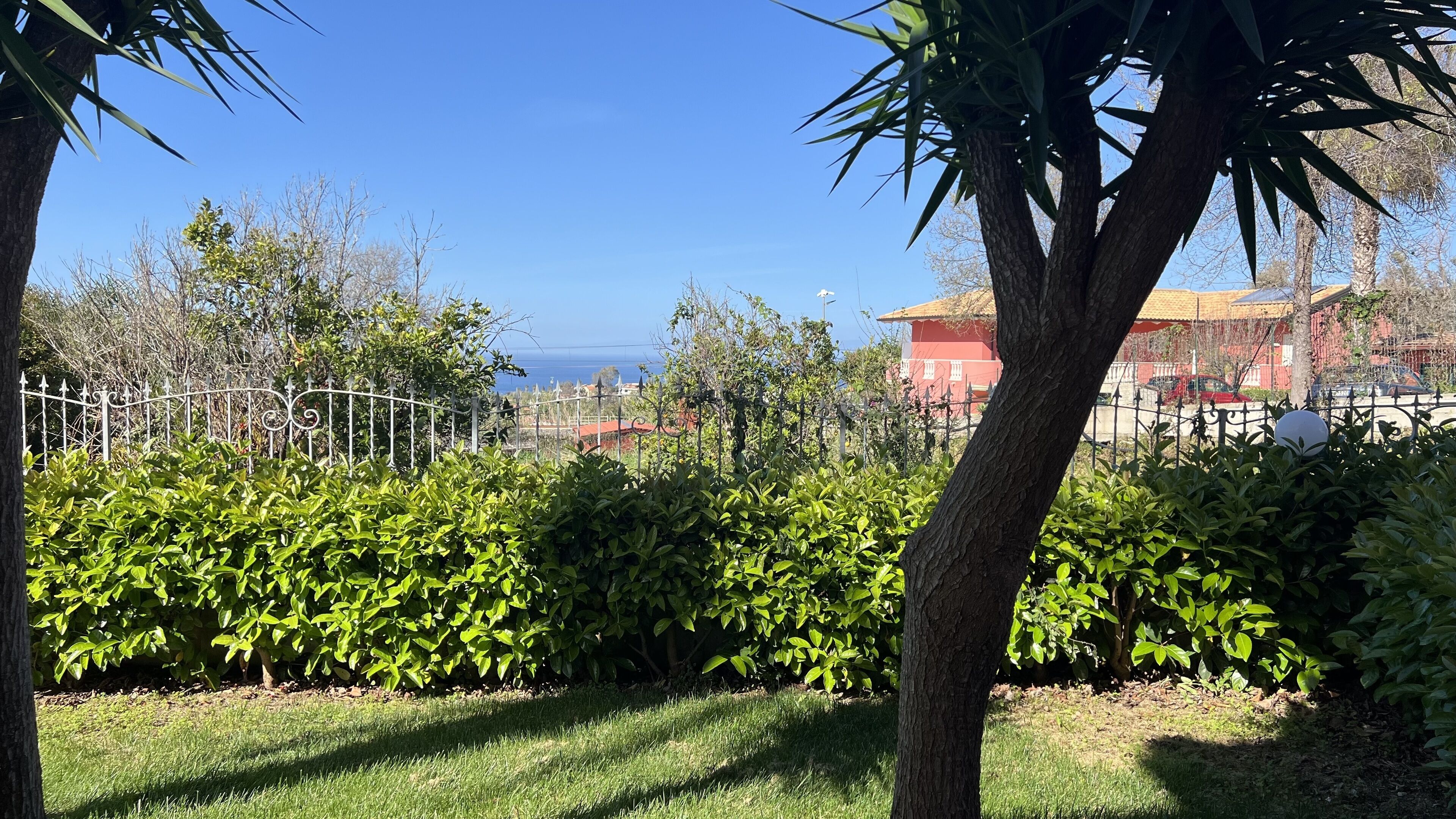 exclusive apartment, 2 bedrooms, non smoking, kitchen | terrace/patio