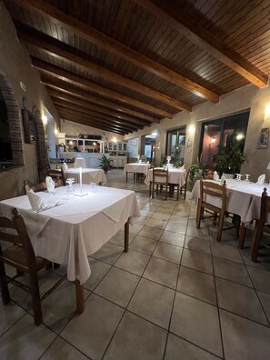 Restaurant - Hotel Borgo di Santa Barbara (Ricadi)