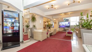 Lobby - Leomar Flatrate Hotel (Ulm)