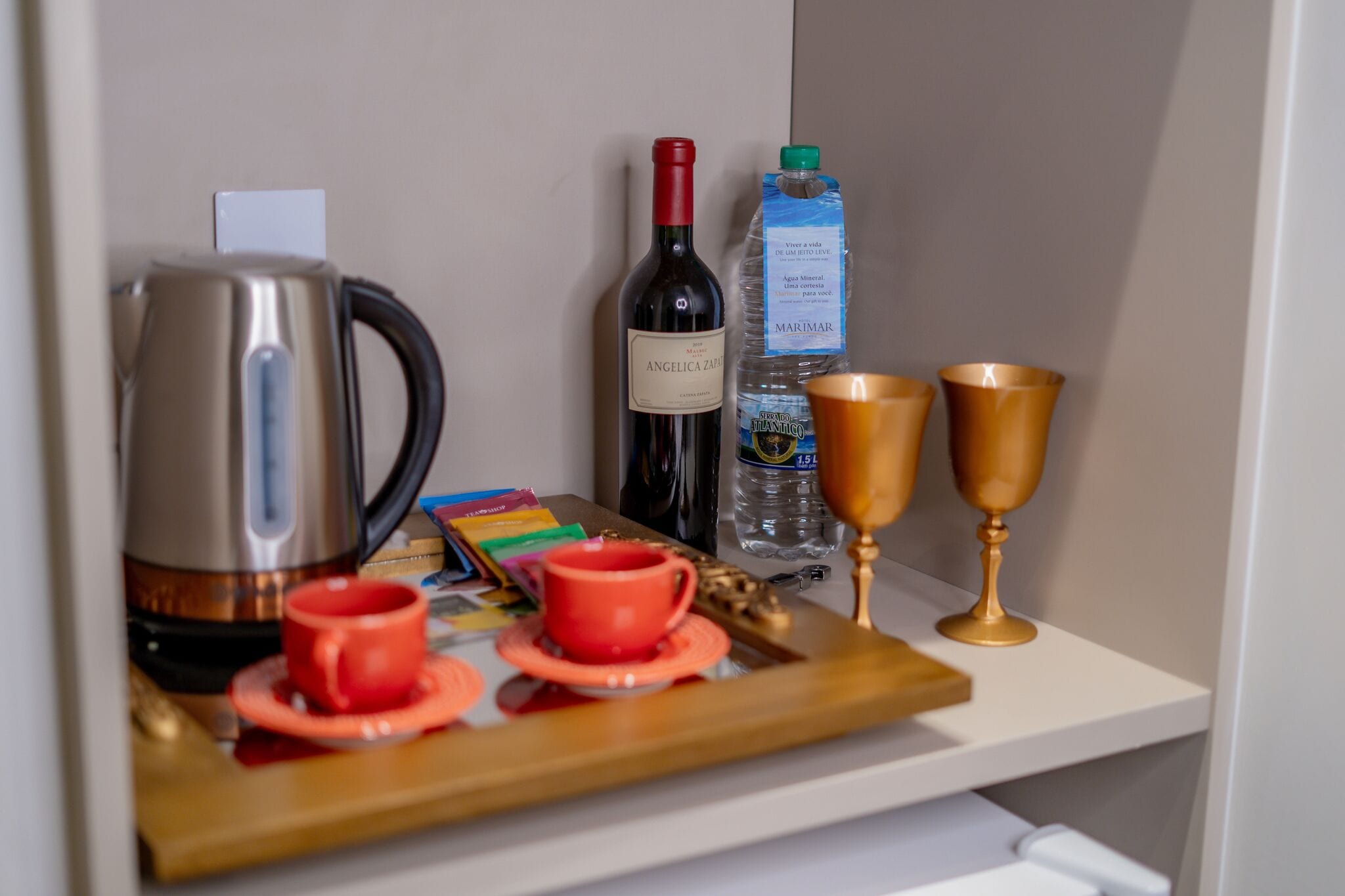 premium suite | 1 bedroom, premium bedding, minibar, in-room safe