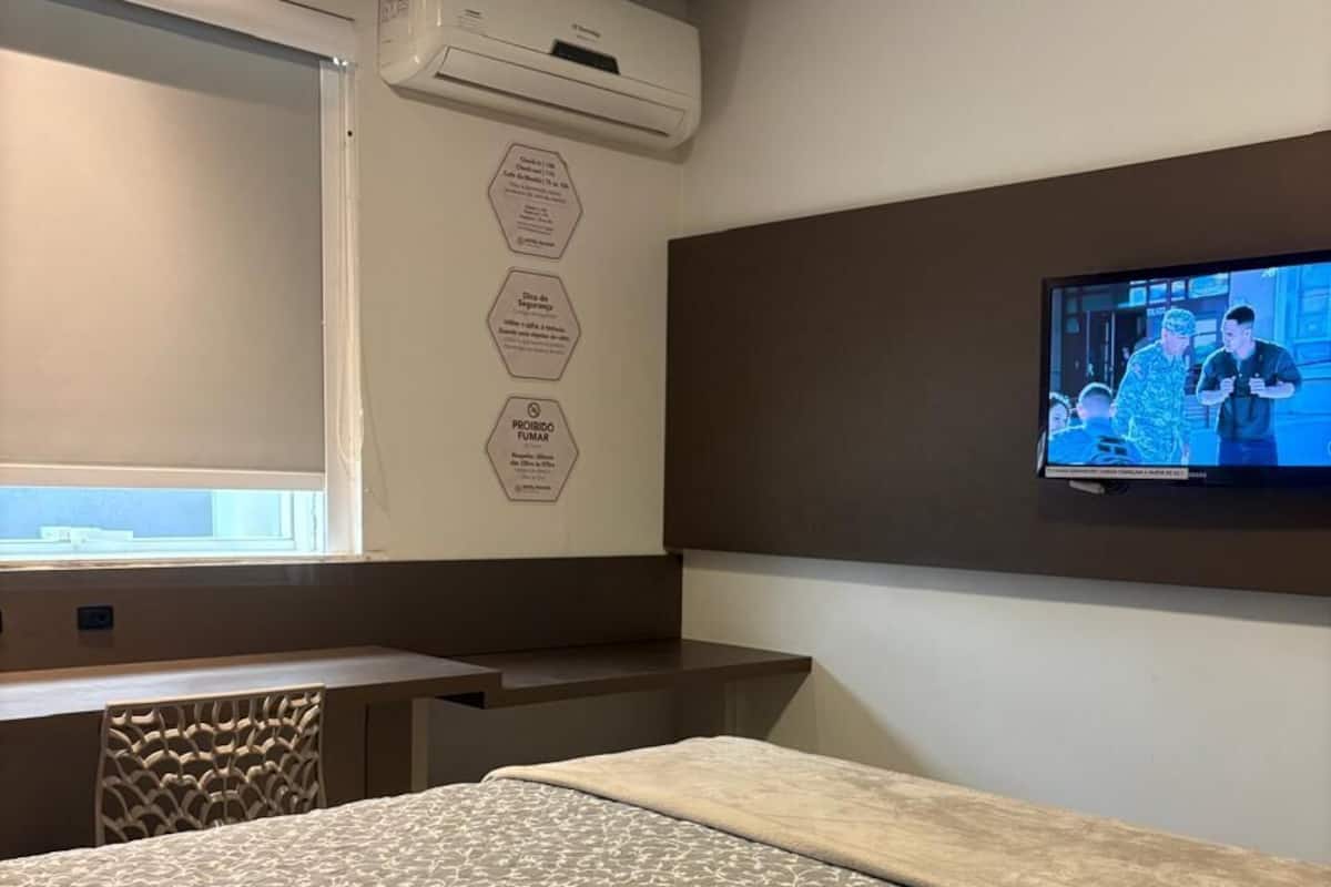 Quarto Duplo com Cama King-size