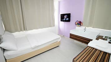 Két bảo mật tại phòng, trang bị nội thất với thiết kế riêng biệt, bàn