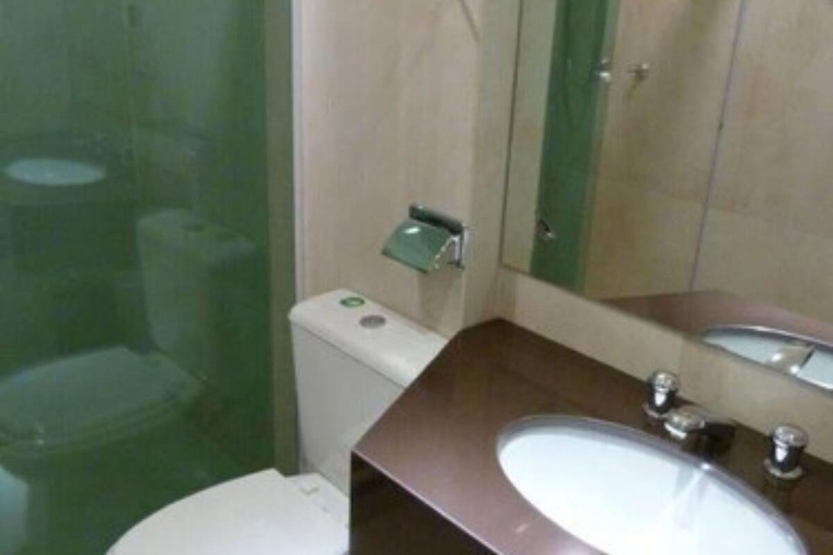 deluxe room | bathroom | shower, free toiletries, hair dryer, bathrobes