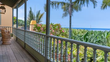 Suite | Premium bedding, free minibar items, in-room safe