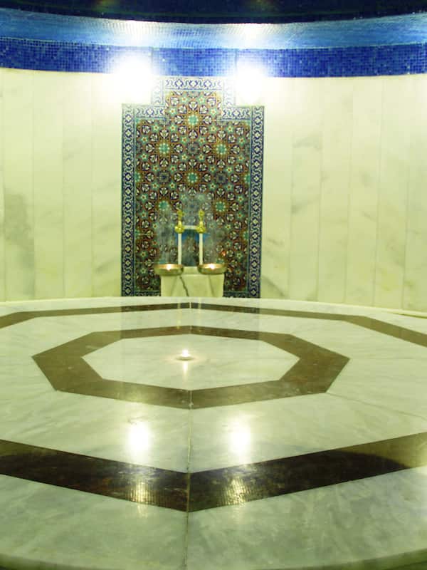 Sauna, steam room, Turkish bath, body treatments, aromatherapy