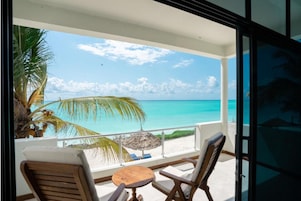 Deluxe Double or Twin Room | Premium bedding, in-room safe, individually furnished, desk