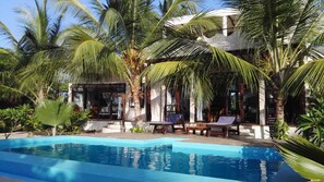 Eigener Pool