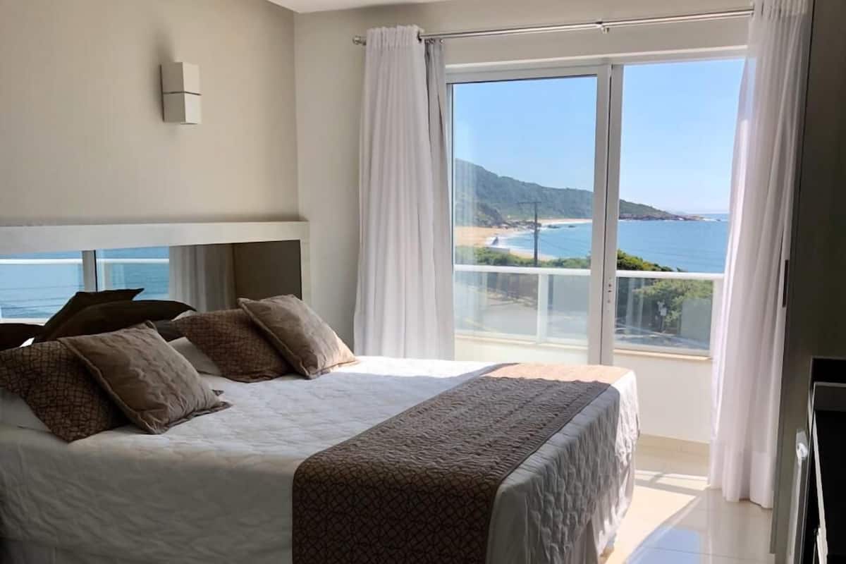 Suite, Sea View | Egyptian cotton sheets, minibar, blackout curtains, free WiFi