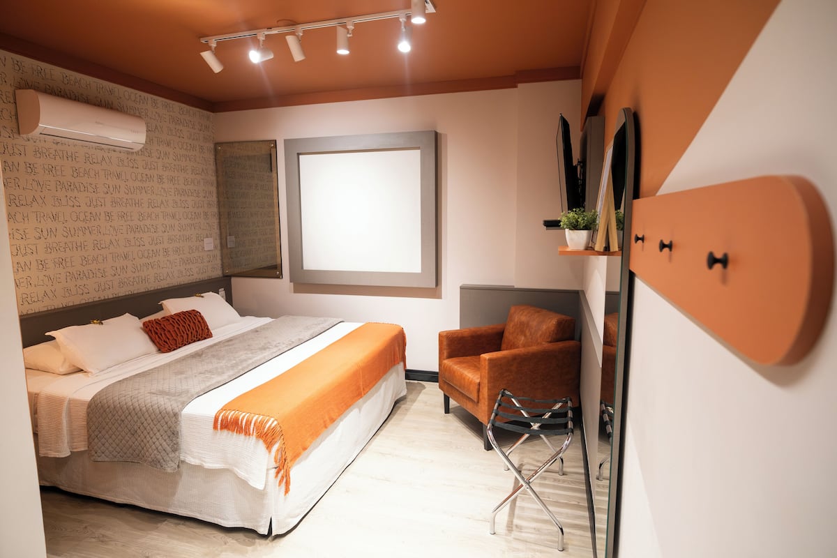 Luxe kamer | 1 slaapkamer, een minibar, een kluis op de kamer