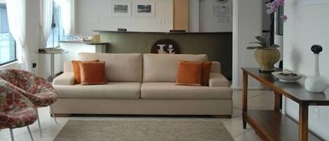 Coin salon dans le hall