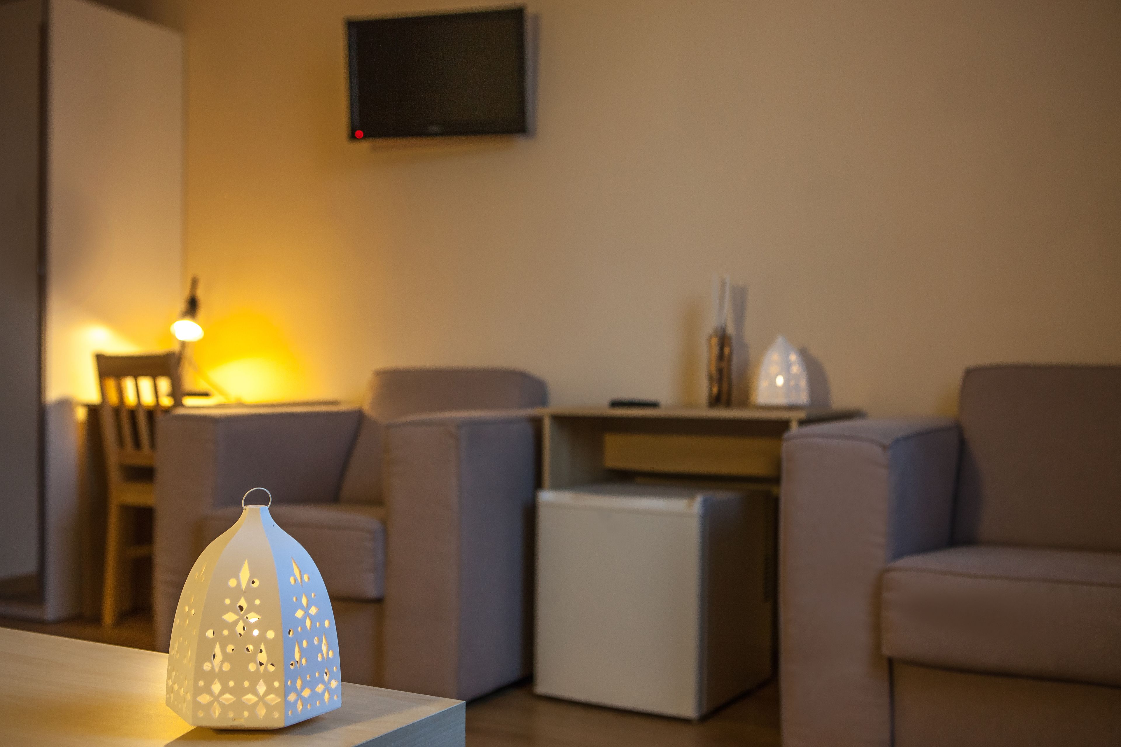 premium bedding, desk, iron/ironing board, rollaway beds