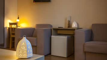 Premium bedding, desk, iron/ironing board, rollaway beds