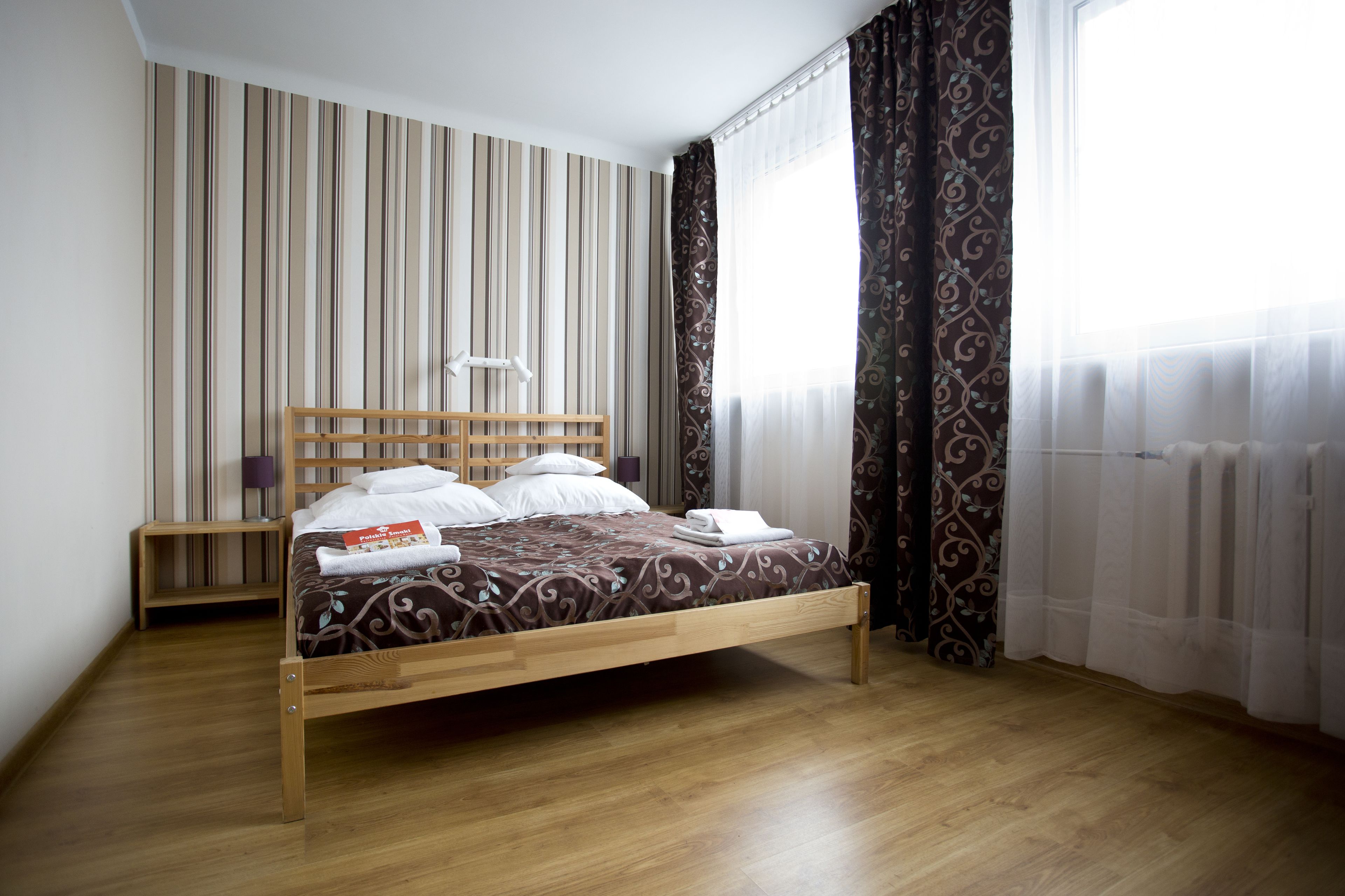 double room | premium bedding, desk, iron/ironing board, rollaway beds