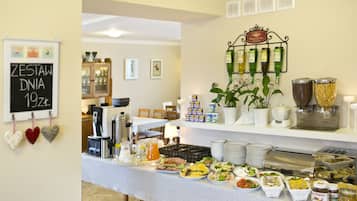 Daily buffet breakfast for a fee