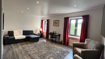 Suite | Living area