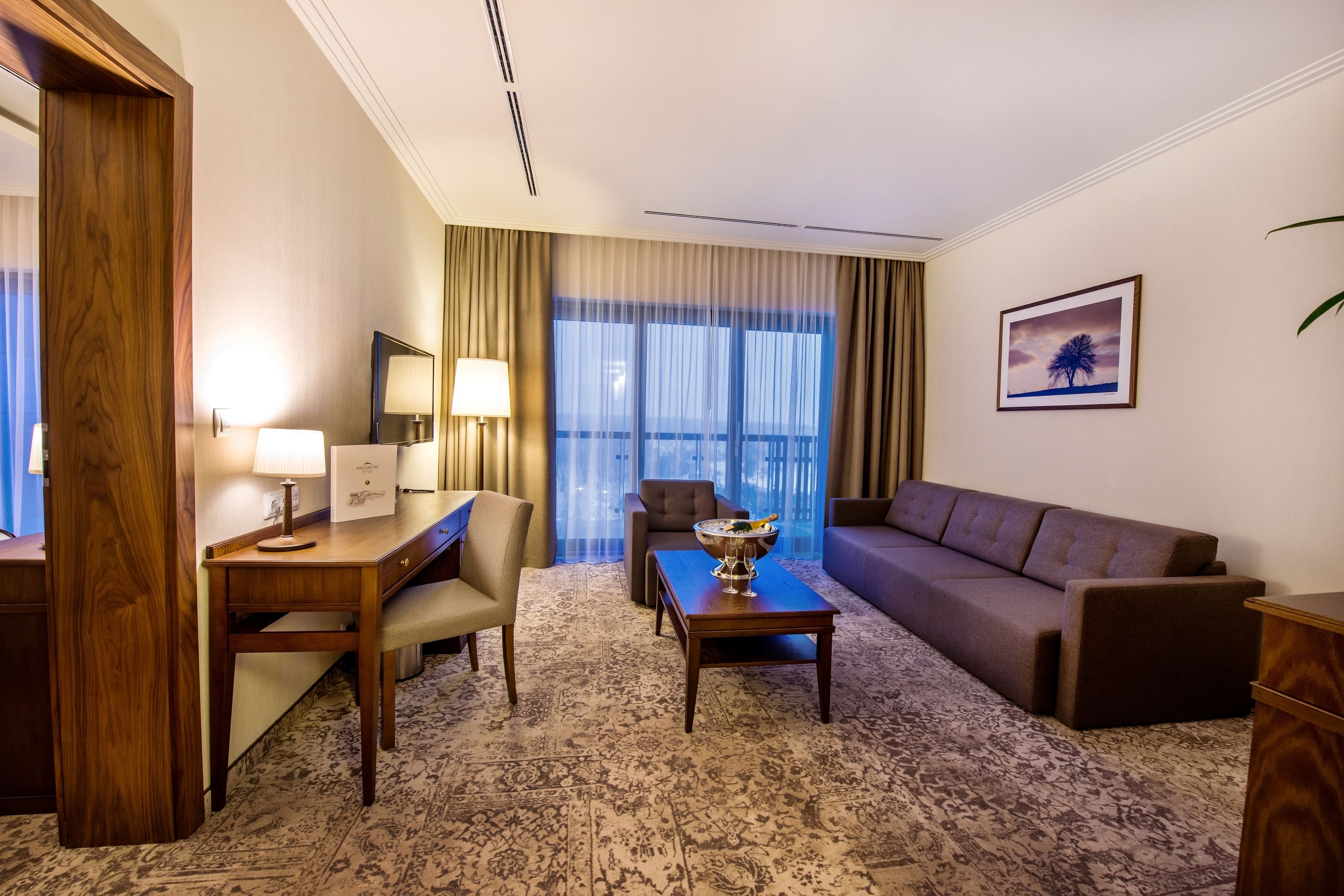 suite (w hotelu) | 1 bedroom, minibar, in-room safe, desk