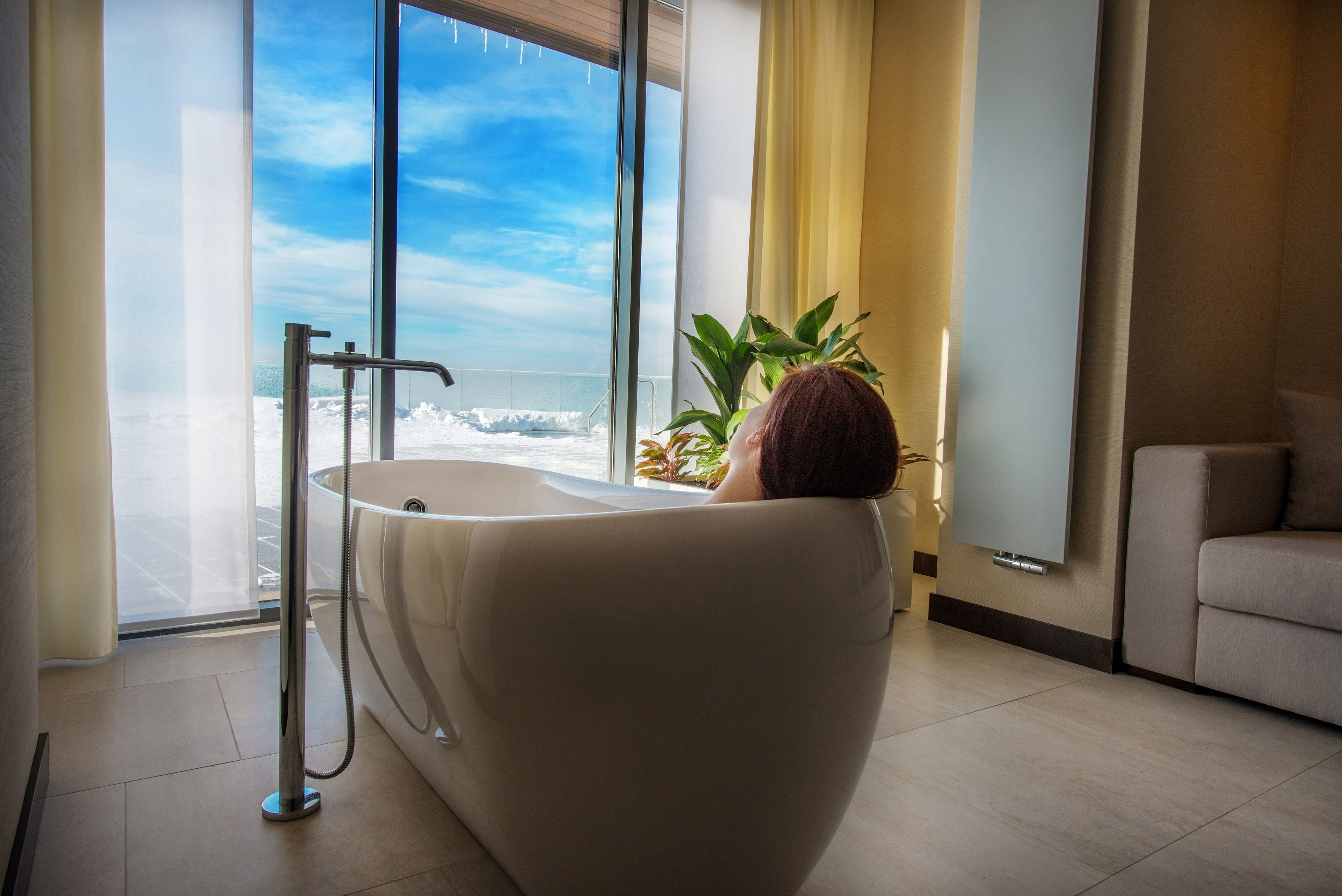 couples treatment room(s), hot tub, turkish bath/hammam, body treatments