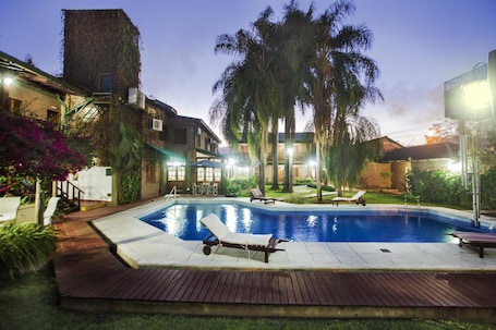 Pool. Posada del Sol Hosteria-spa