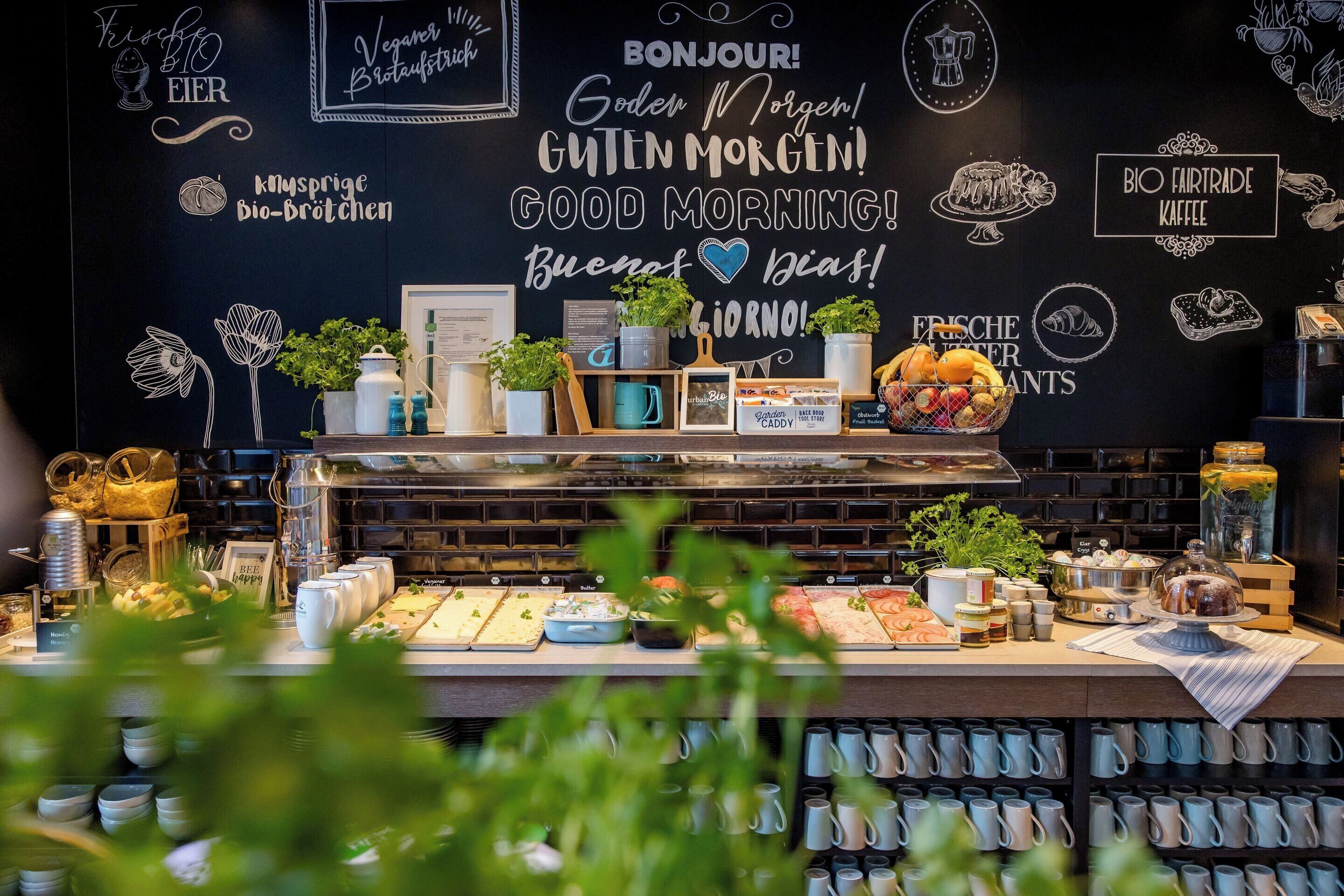 daily continental breakfast for a fee