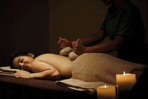 Body treatments, deep-tissue massages, Swedish massages - Courtyard by Marriott Pune Chakan (Rajgurunagar)