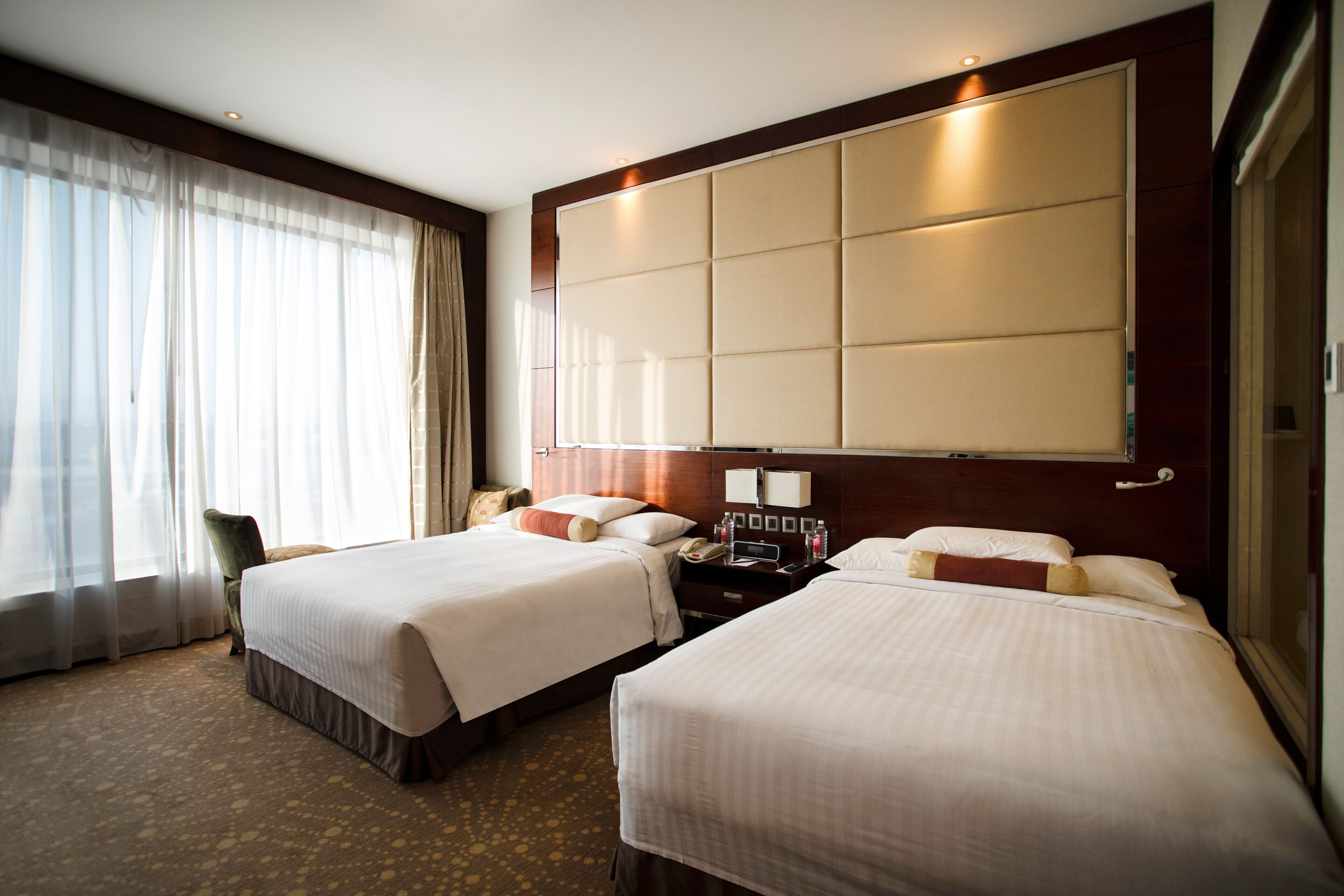 room, 2 single beds, pool view | 1 bedroom, premium bedding, minibar, in-room safe