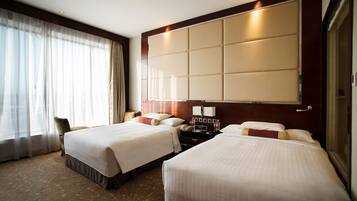 Room, 2 Single Beds, Pool View | 1 bedroom, premium bedding, minibar, in-room safe