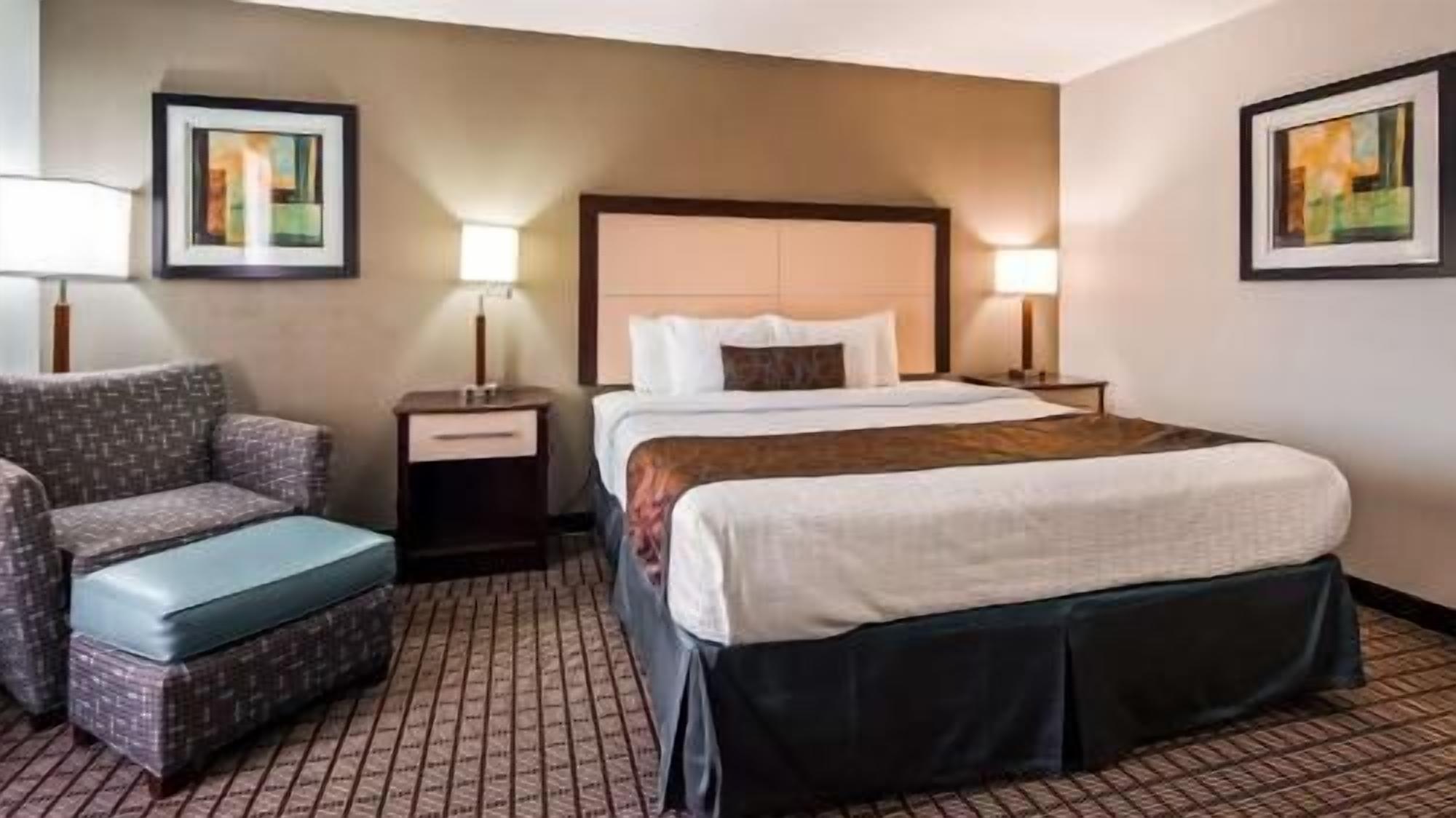 Desk, iron/ironing board, free cots/infant beds, free WiFi