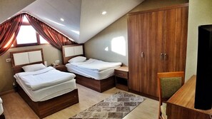 Luxury Penthouse, 2 Twin Beds, Smoking | Hypo-allergenic bedding, minibar, in-room safe, individually decorated