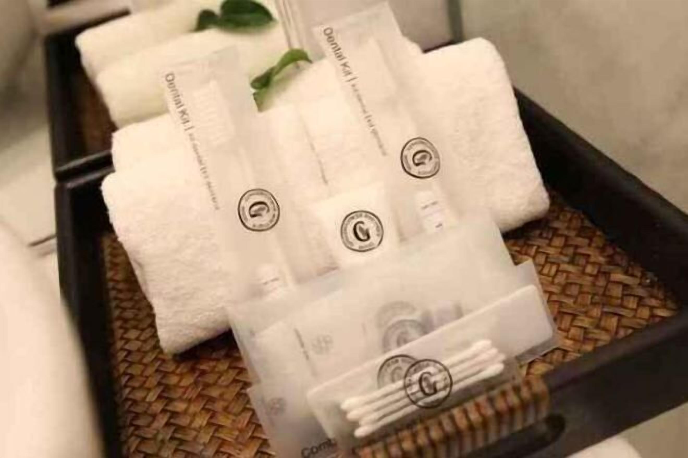 Bathroom amenities | Shower, rainfall showerhead, designer toiletries, hair dryer
