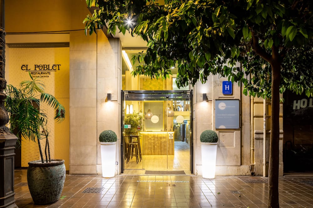 Sweet Hotel Continental