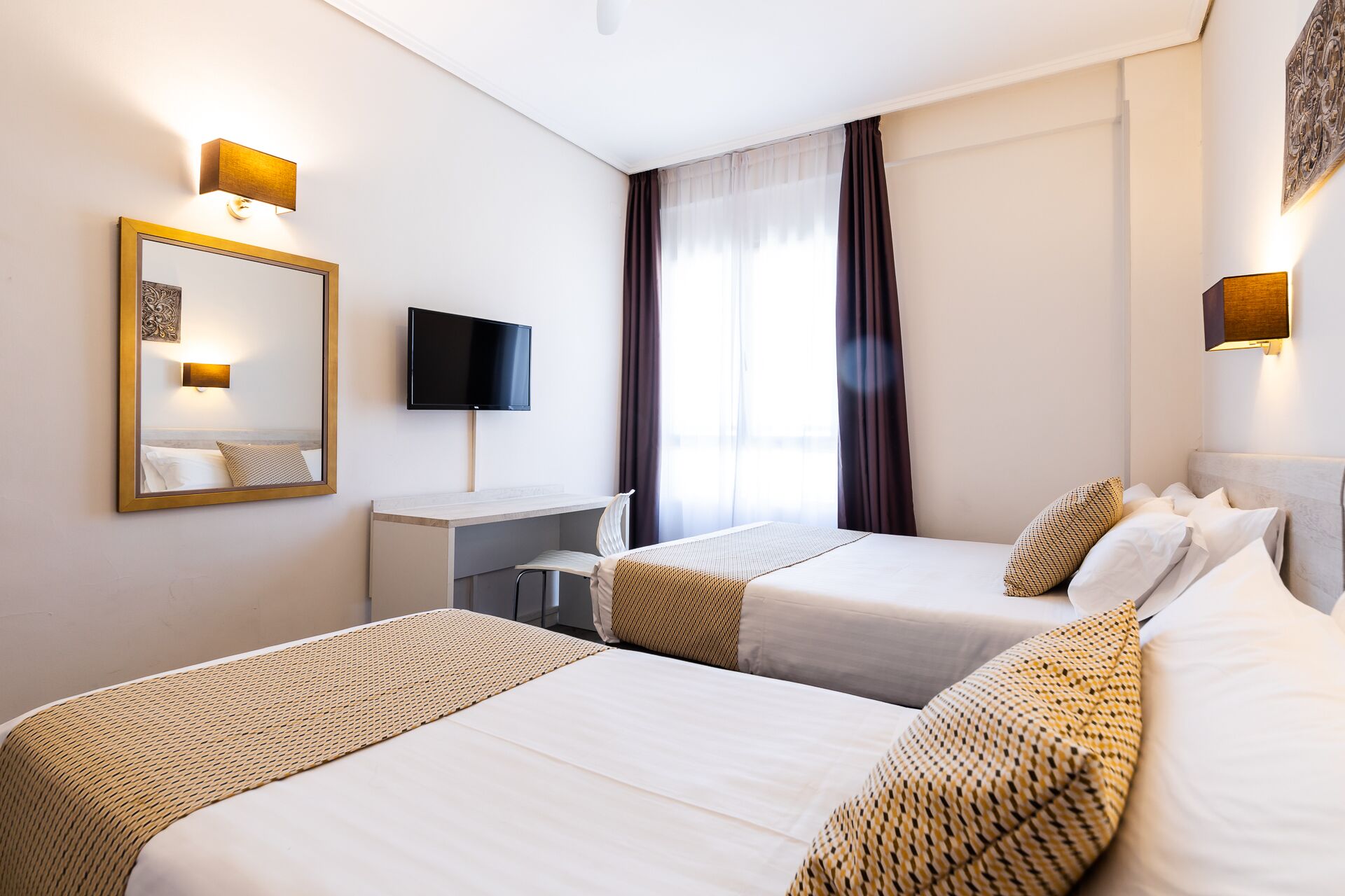 1 bedroom, in-room safe, desk, blackout curtains