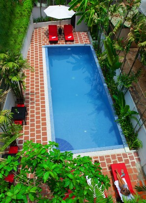 Piscine extérieure