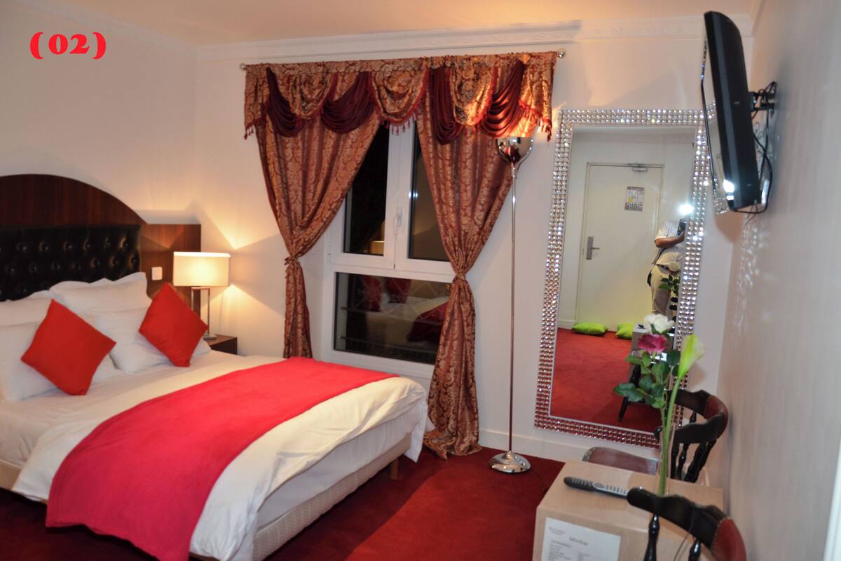 Select Comfort beds, minibar, in-room safe
