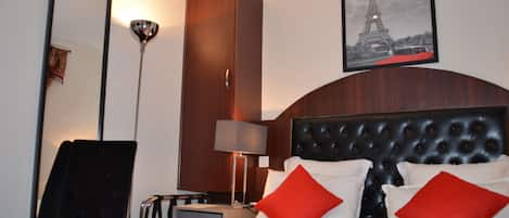Standard Double Room | Select Comfort beds, minibar, in-room safe, iron/ironing board