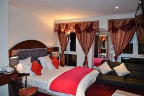 Camas Select Comfort, frigobar, cofres nos quartos