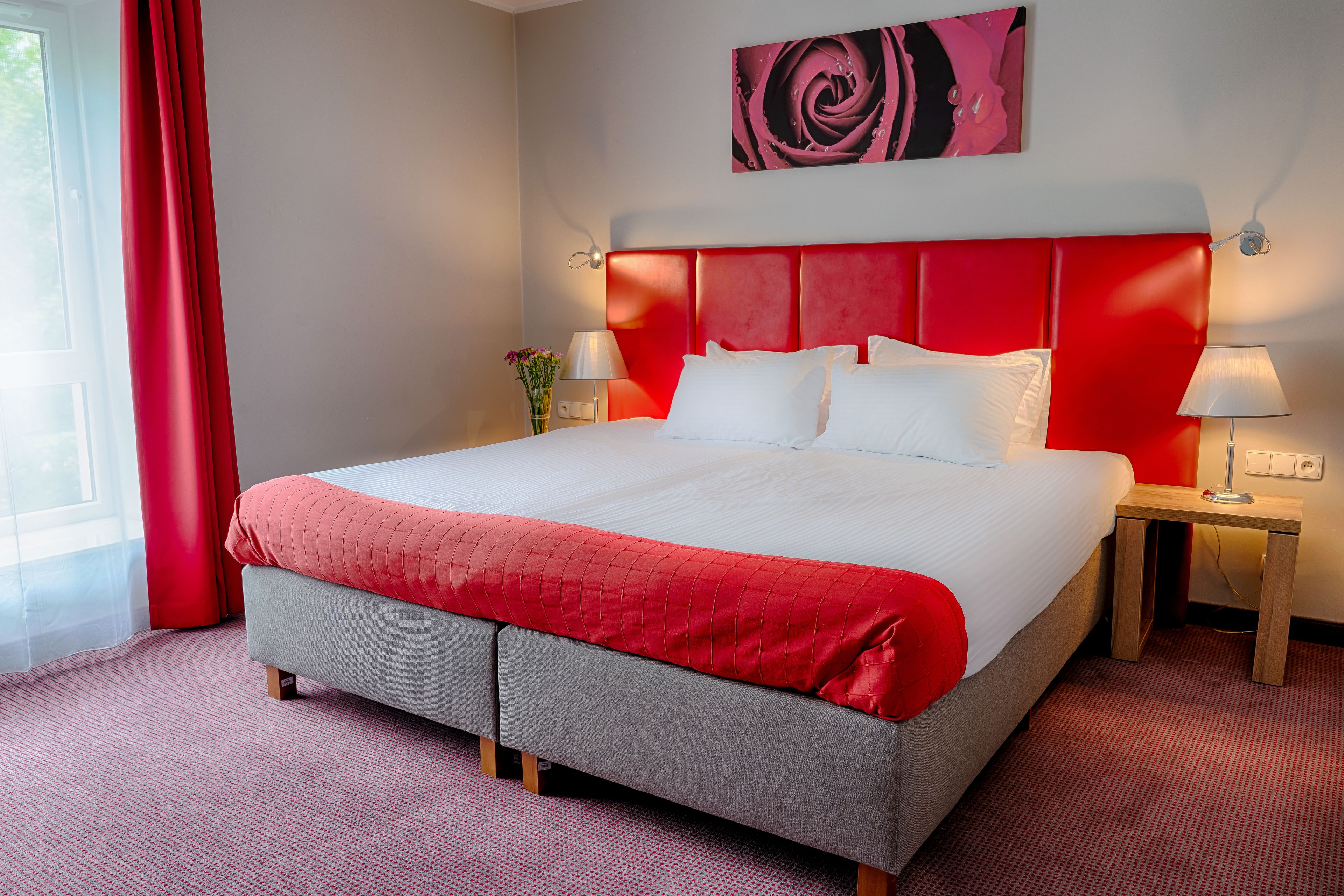 1 bedroom, soundproofing, free cots/infant beds, free wifi