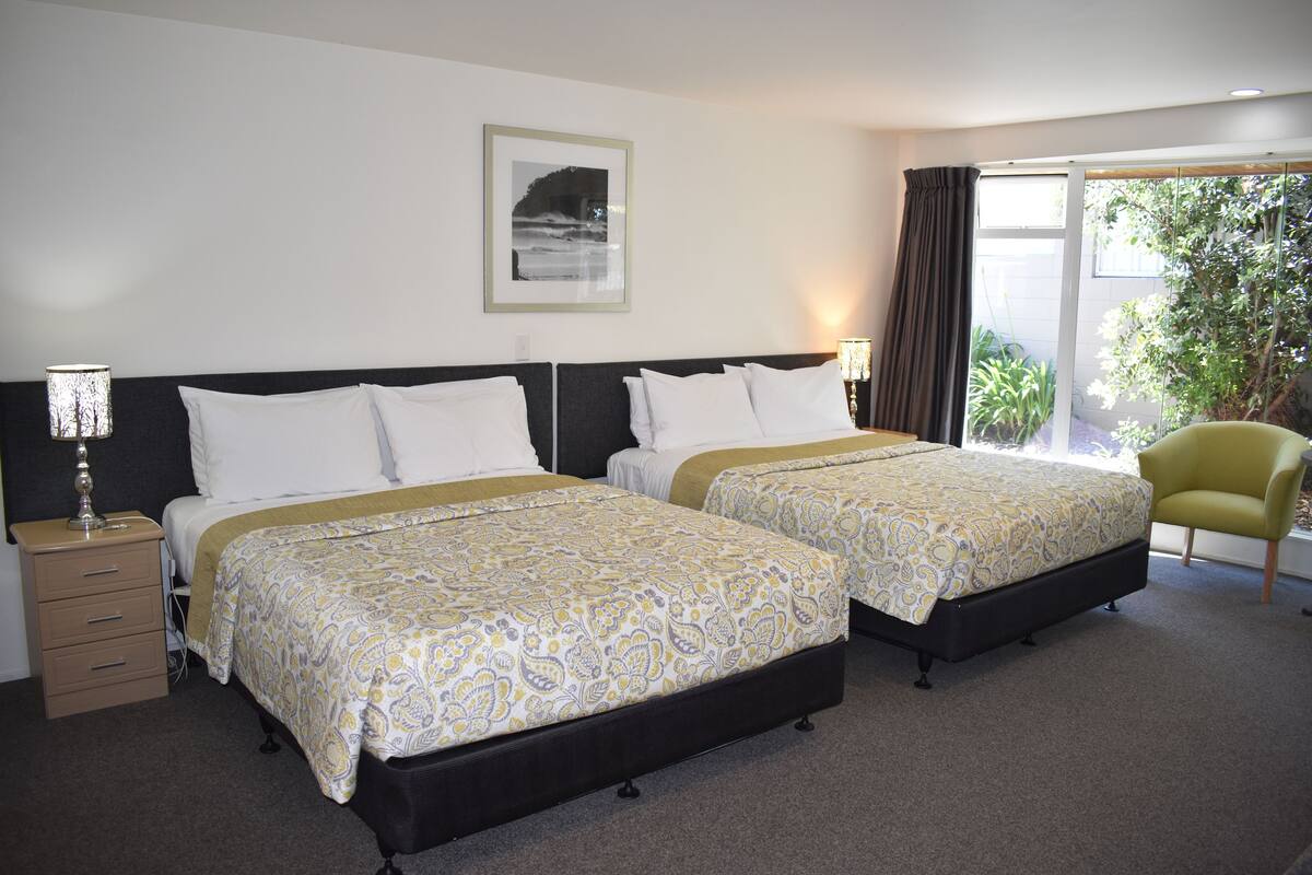 Executive Twin Room, 2 Double Beds | Premium bedding, in-room safe, desk, blackout drapes