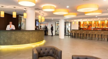 Lobi dinlenme salonu