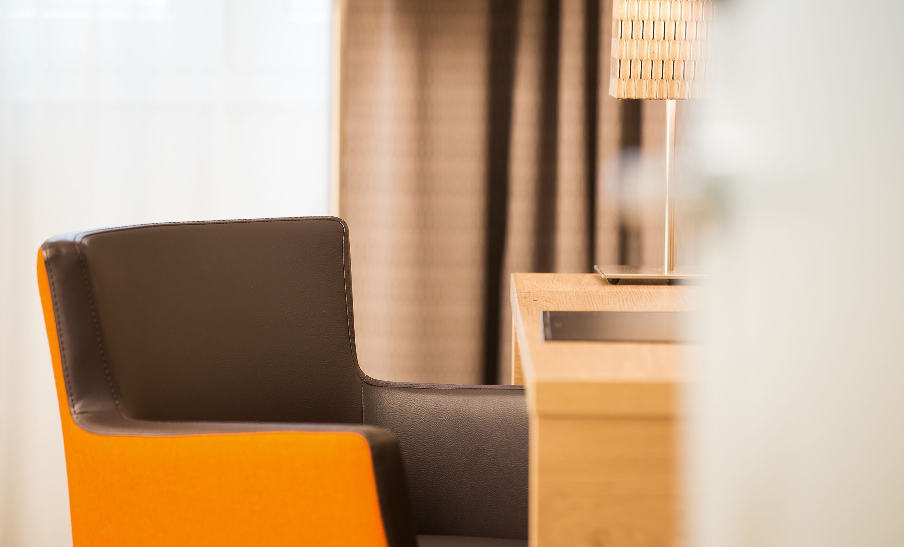 classic single room | in-room business centre