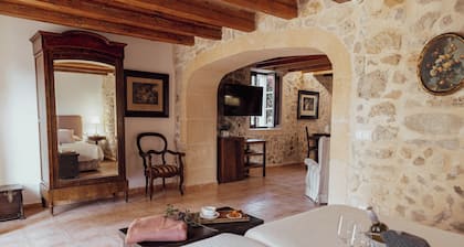 Hotel Rural Can Feliu