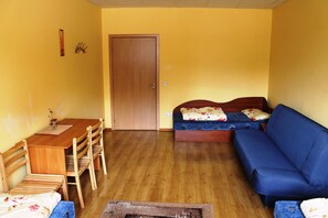 Quadruple Room, Shared Bathroom