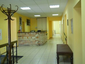 Reception - Fortuna Hostel (Vilnius)